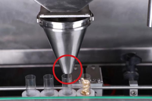 Capsule dispersion during filling into containers